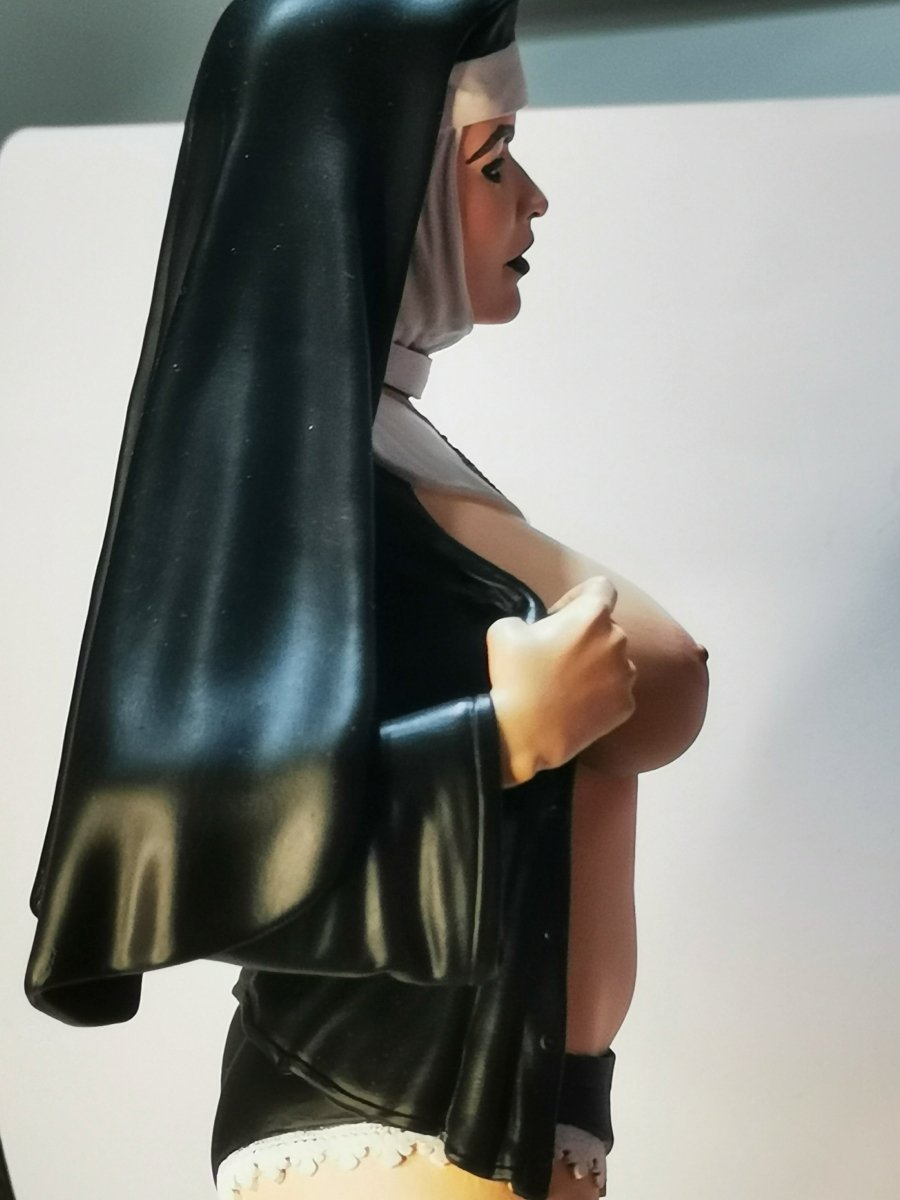 Beata a sexy nun NSFW 3D Printed figure Fanart