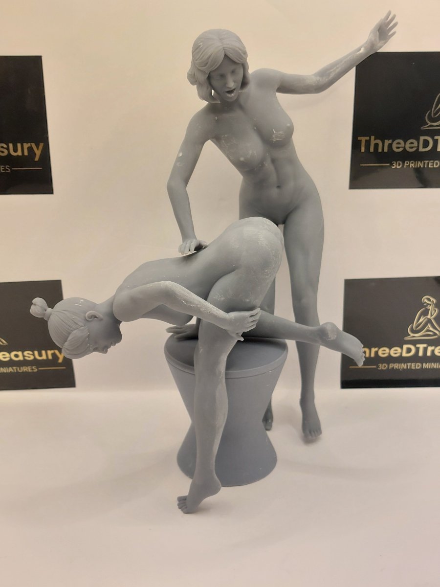 LESBIAN SPANK LOVE 5 Naked 3d Printed miniature Resin Collectables Statues & Figurines