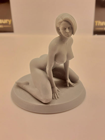 NSFW Resin Miniature JILL VALENTINE NSFW 3D Printed Figurine Fanart Unpainted Miniature