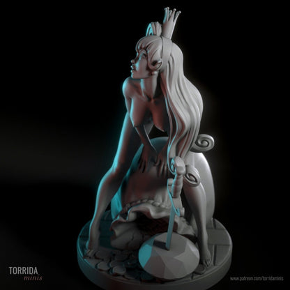 Princess Daphne NSFW Resin Figure, Resin printed miniature by Torrida