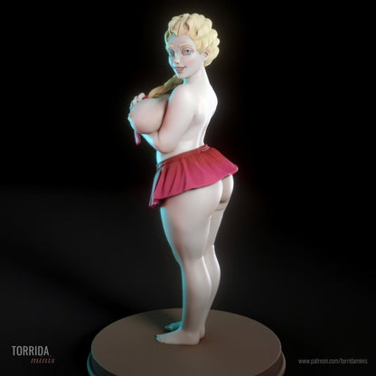 Queen Catherine NSFW Resin Figure, Resin printed miniature by Torrida